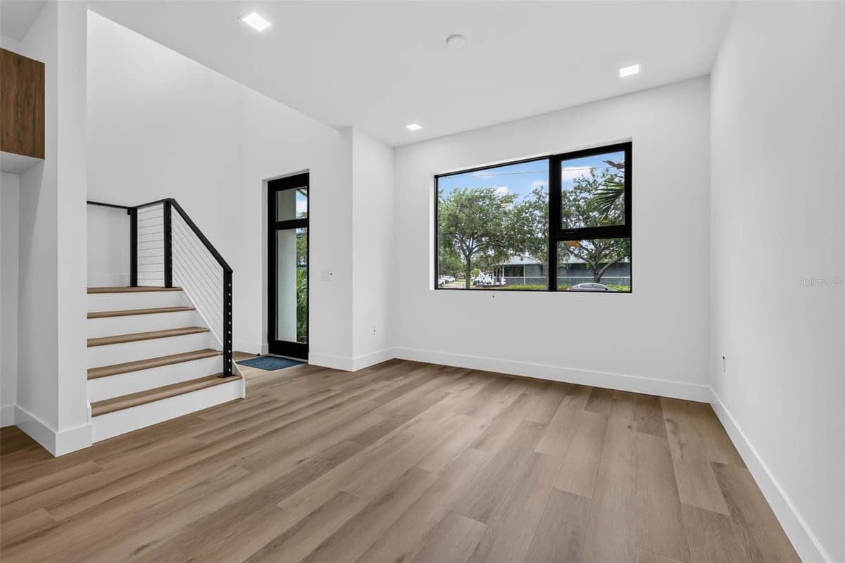 3603 1ST AVENUE — photo 10 of 27