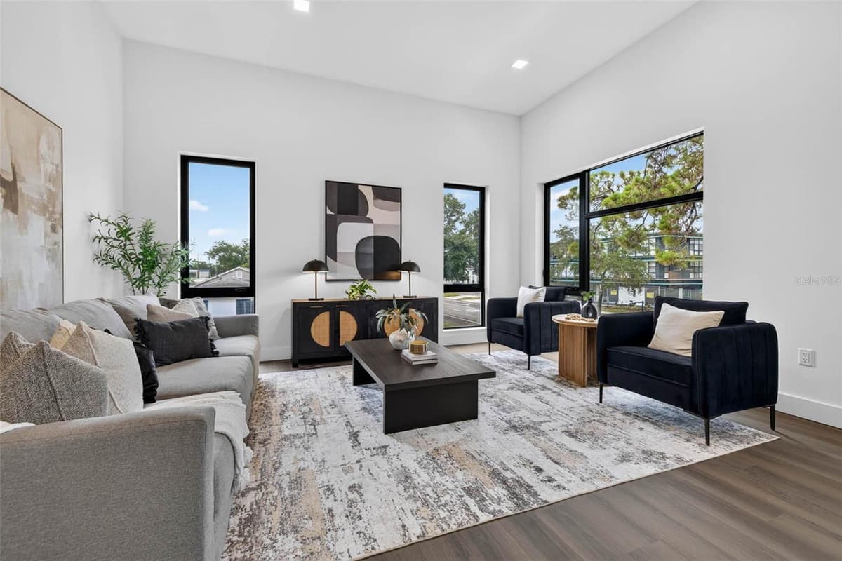 3601 1ST AVENUE — photo 16 of 32
