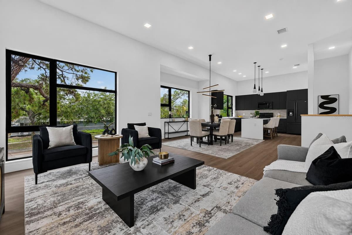 3601 1ST AVENUE — photo 15 of 32