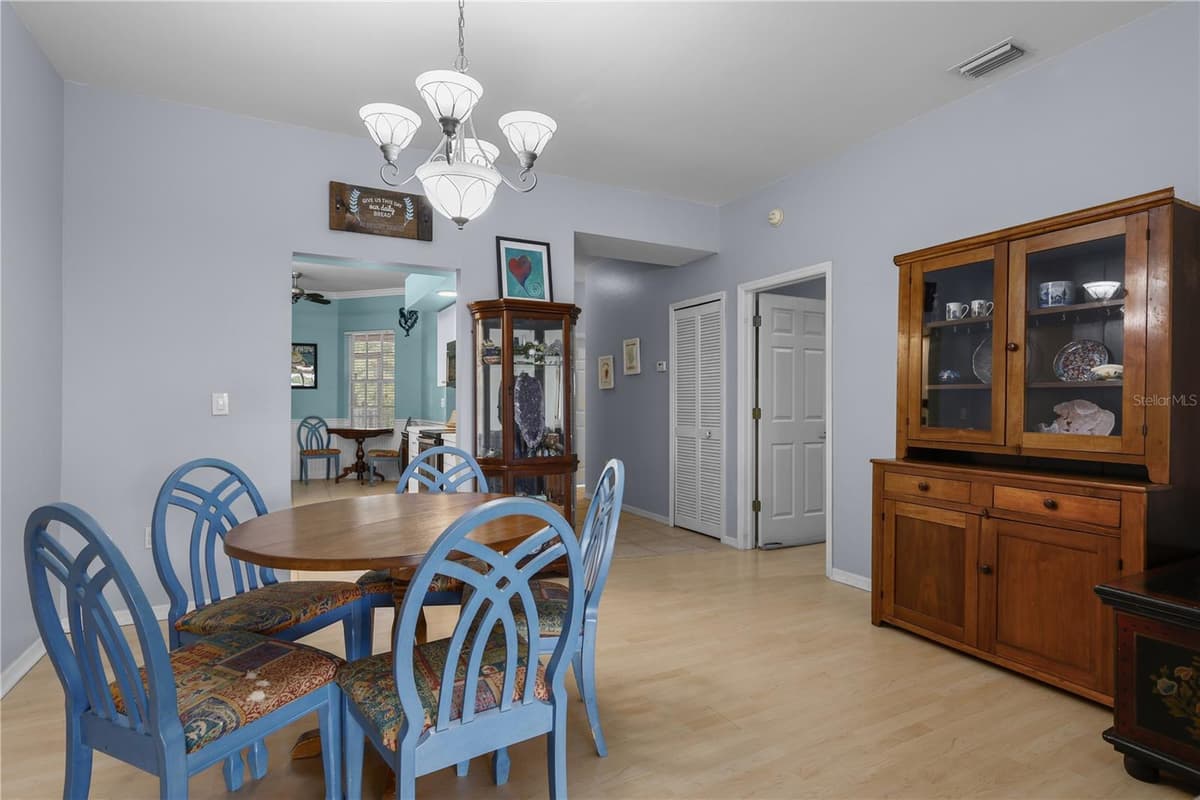 14201 PATTY BERG DRIVE — photo 15 of 61