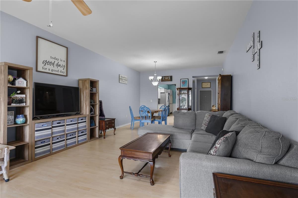 14201 PATTY BERG DRIVE — photo 8 of 61