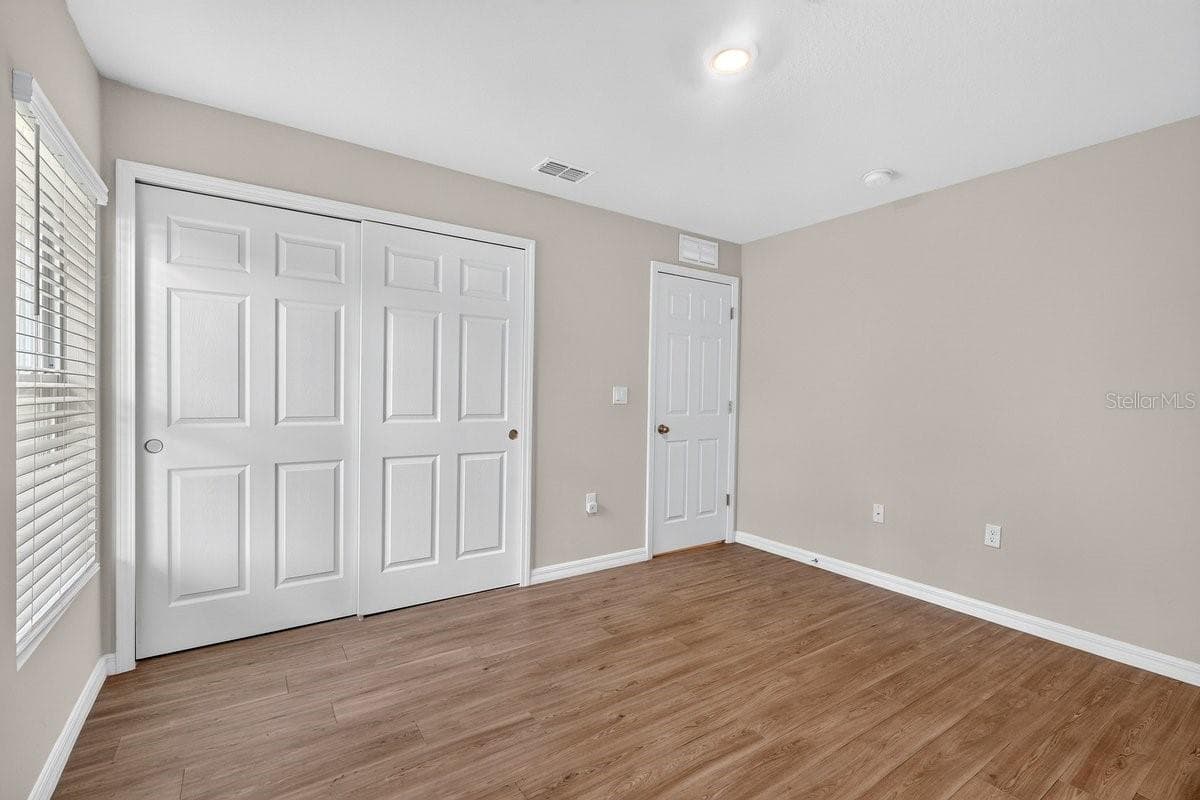 3 KARANDA COURT — photo 13 of 34