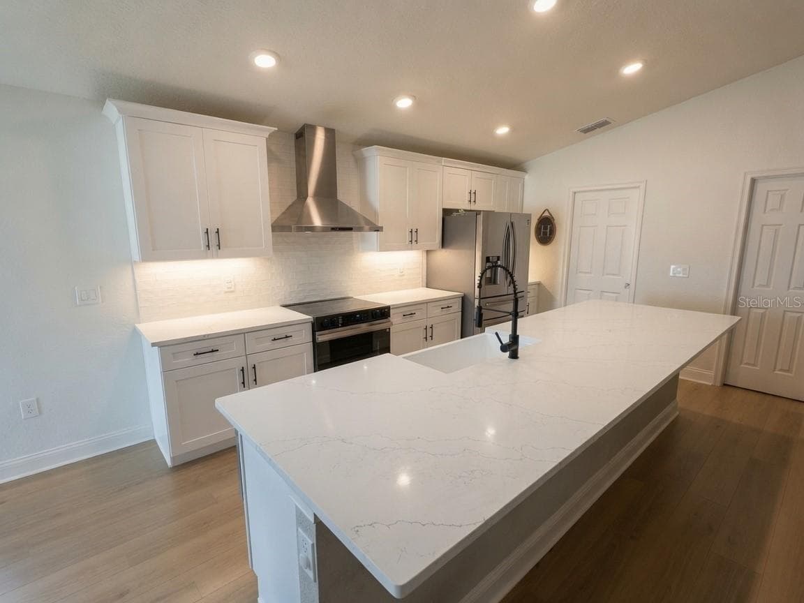1032 ZION DRIVE — photo 5 of 24