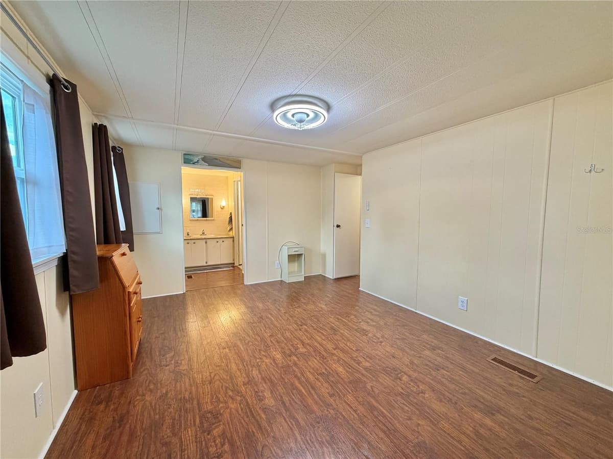 119 AUDUBON DRIVE — photo 6 of 58