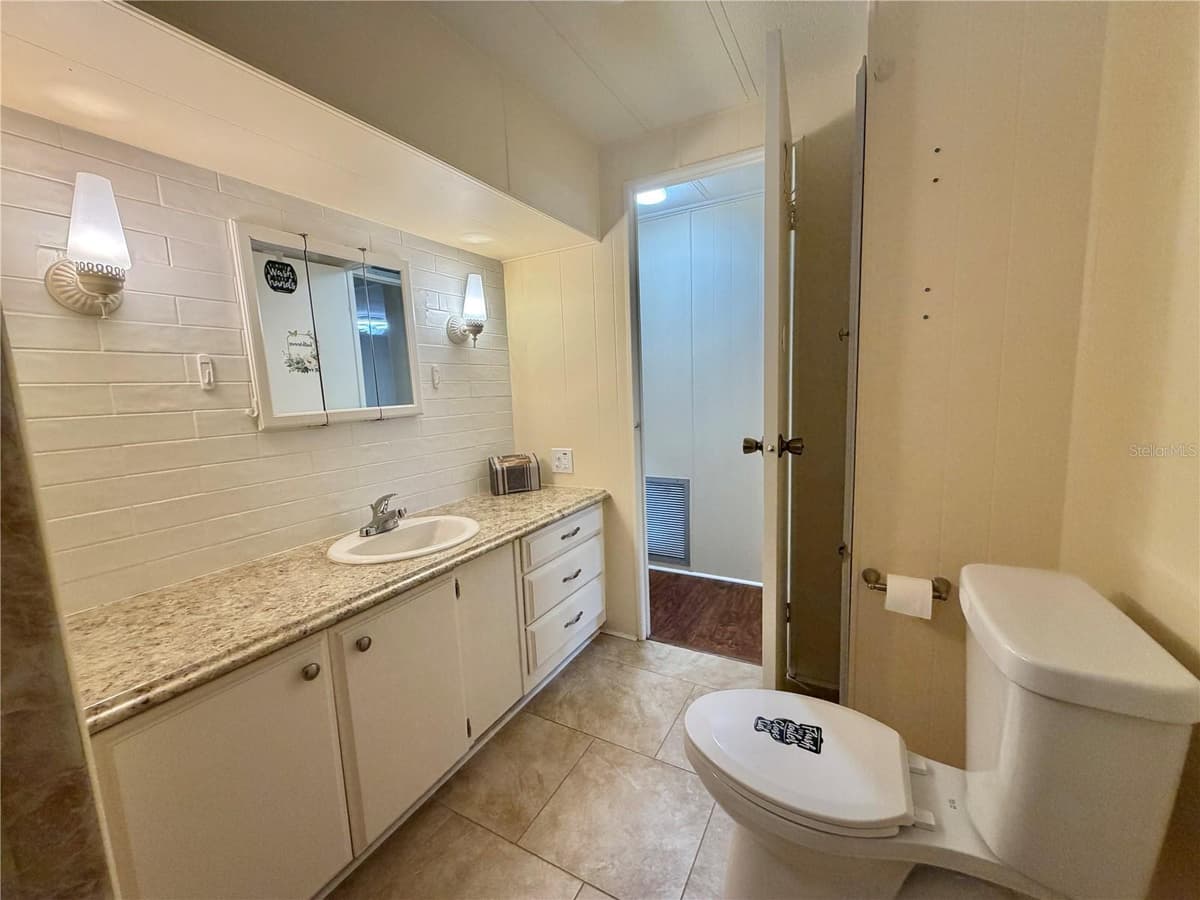 119 AUDUBON DRIVE — photo 36 of 58