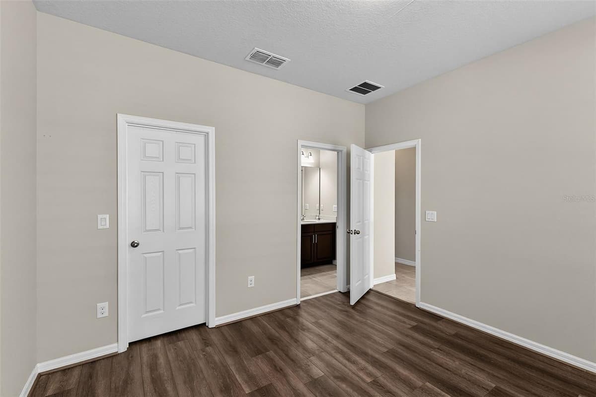 2408 CHATEAU LOOP — photo 14 of 65