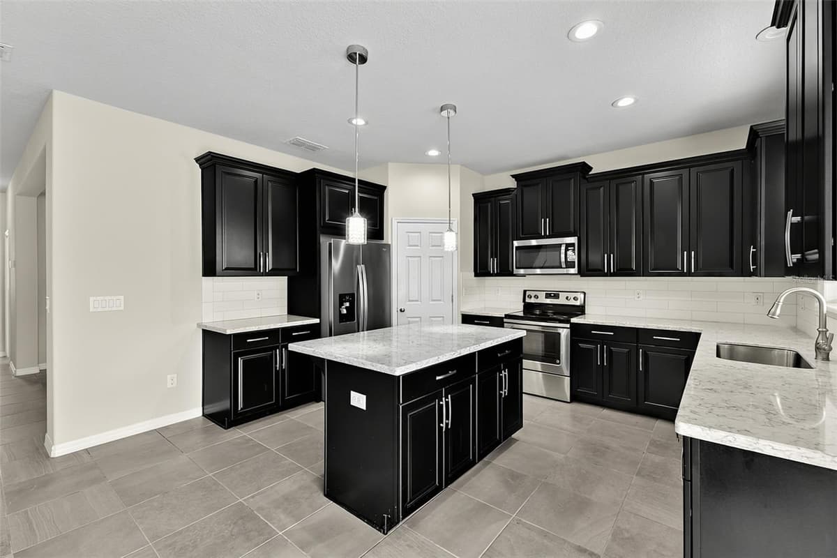2408 CHATEAU LOOP — photo 27 of 65