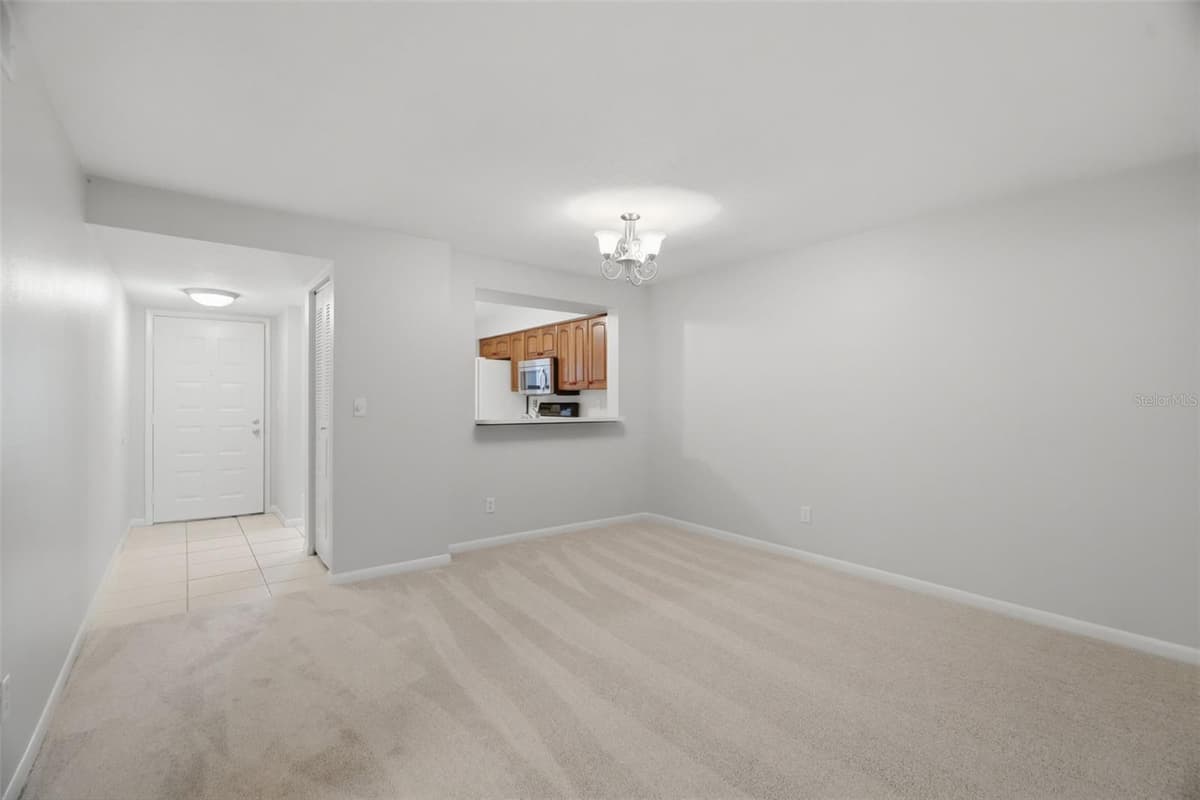 3399 MERMOOR DRIVE — photo 14 of 33