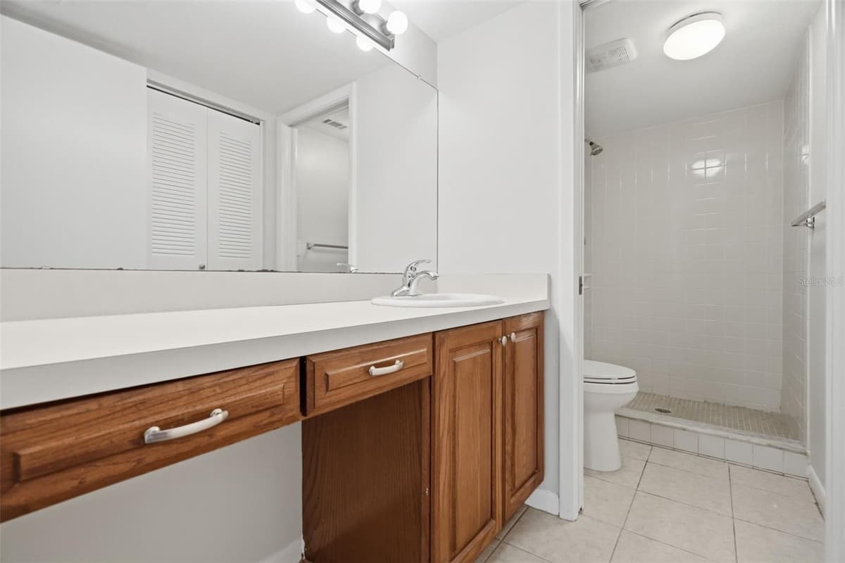 3399 MERMOOR DRIVE — photo 16 of 33