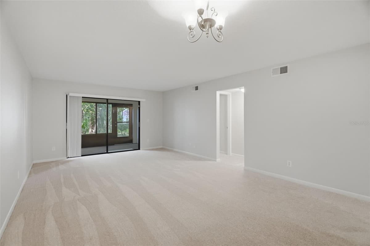 3399 MERMOOR DRIVE — photo 9 of 33
