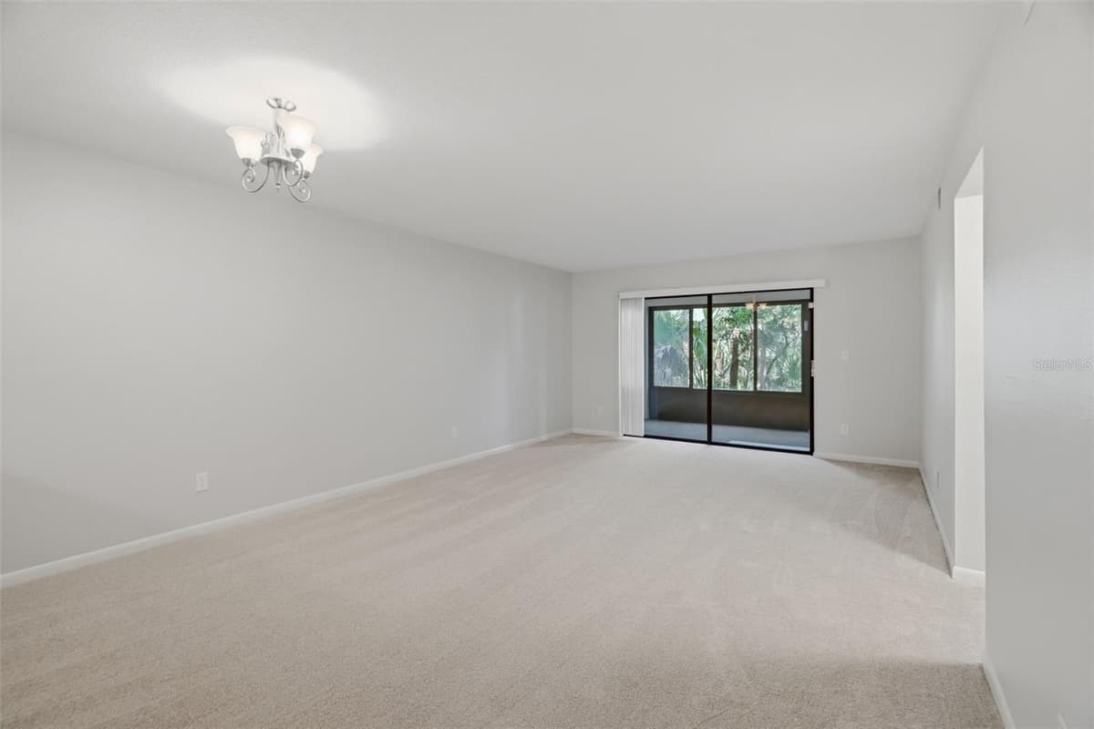 3399 MERMOOR DRIVE — photo 11 of 33