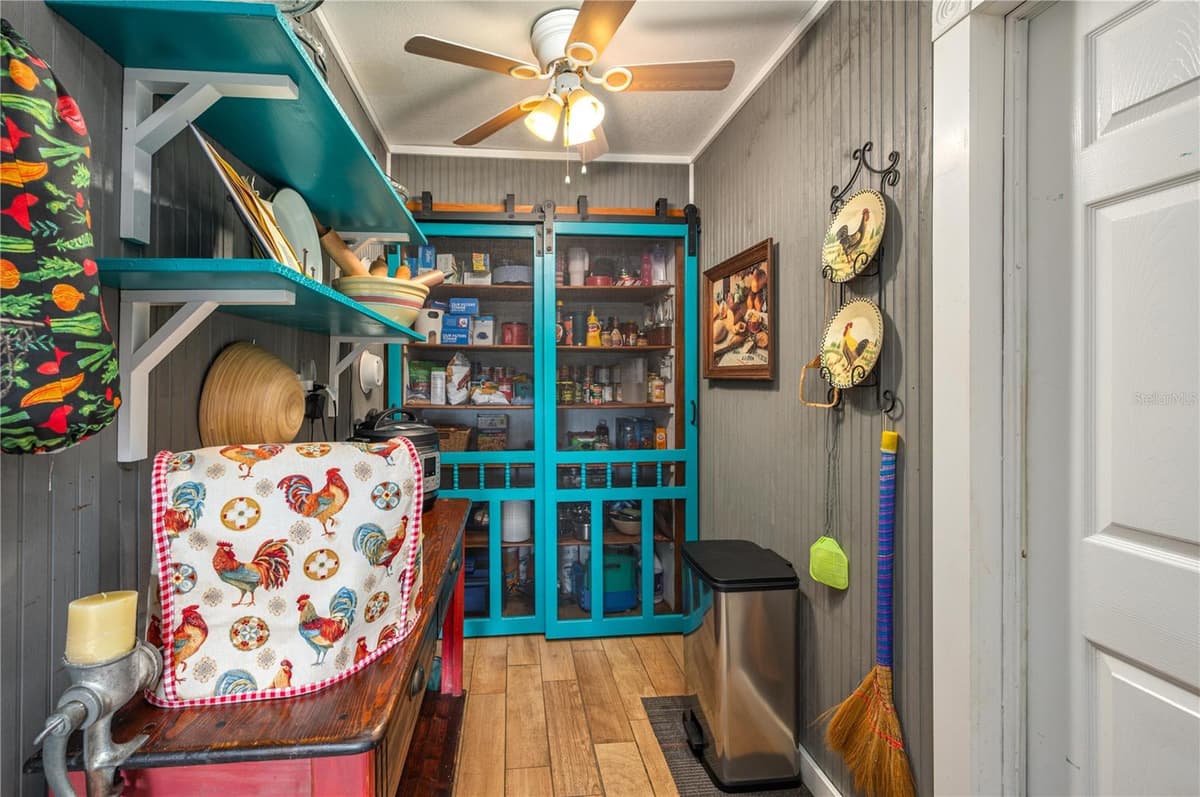 1755 BETH LANE — photo 12 of 42