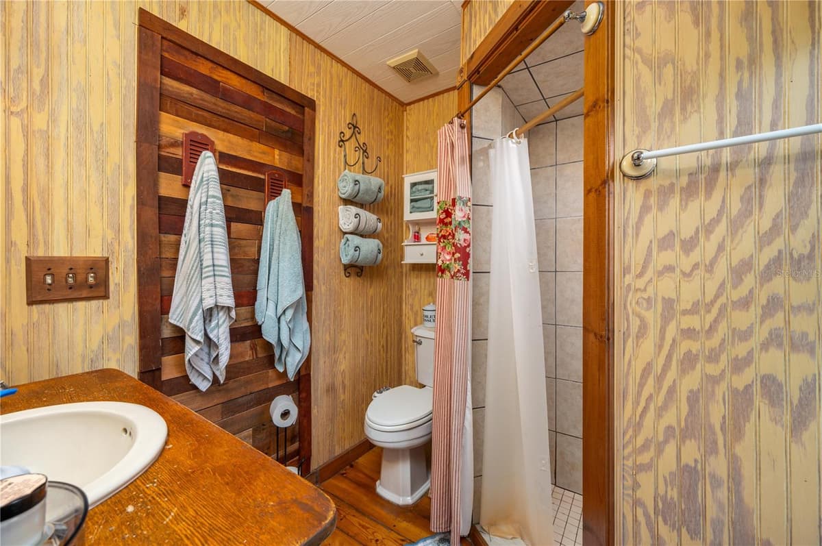 1755 BETH LANE — photo 19 of 42