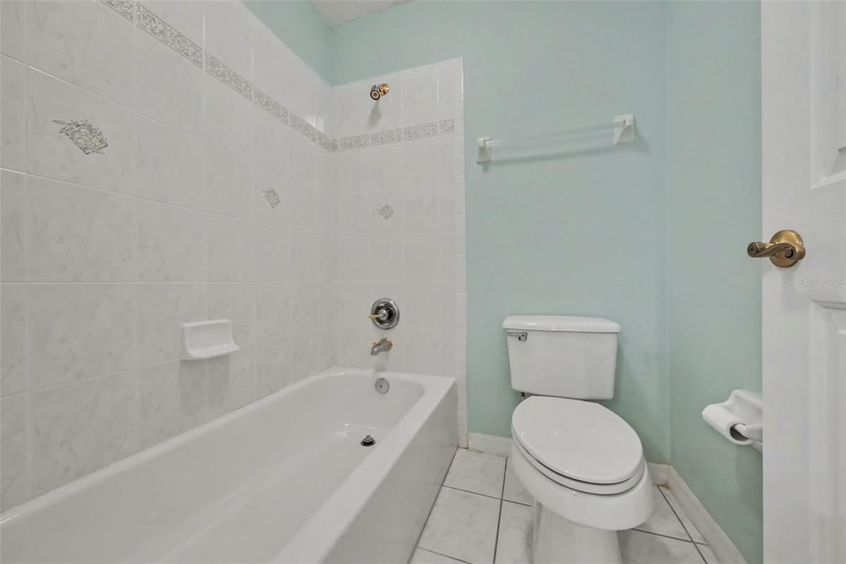 19112 ORTEGA STREET — photo 40 of 63