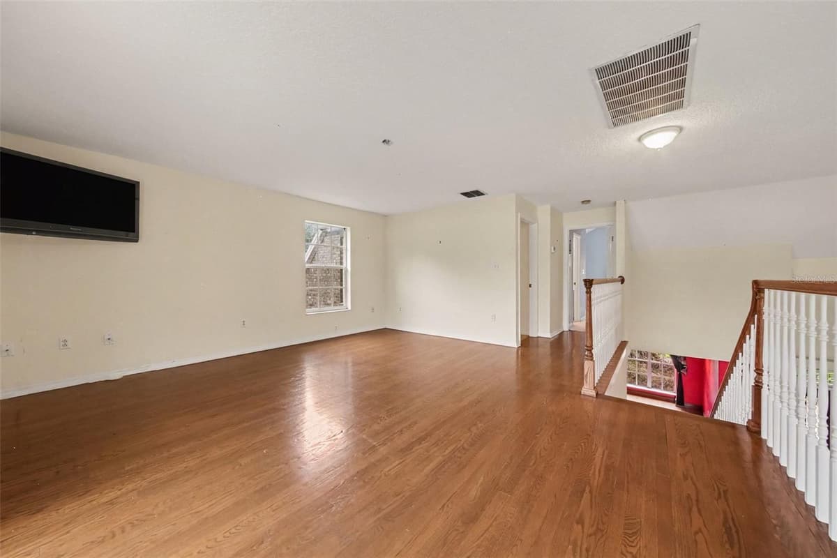 19112 ORTEGA STREET — photo 21 of 63