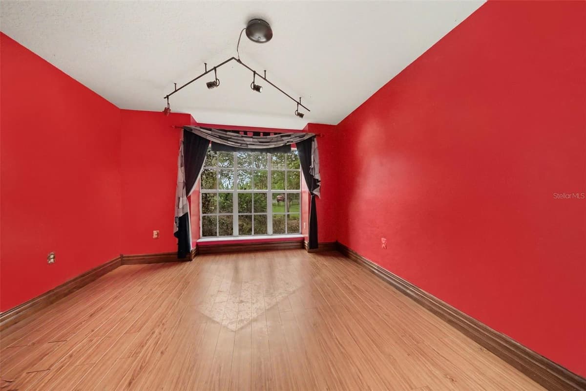 19112 ORTEGA STREET — photo 10 of 63