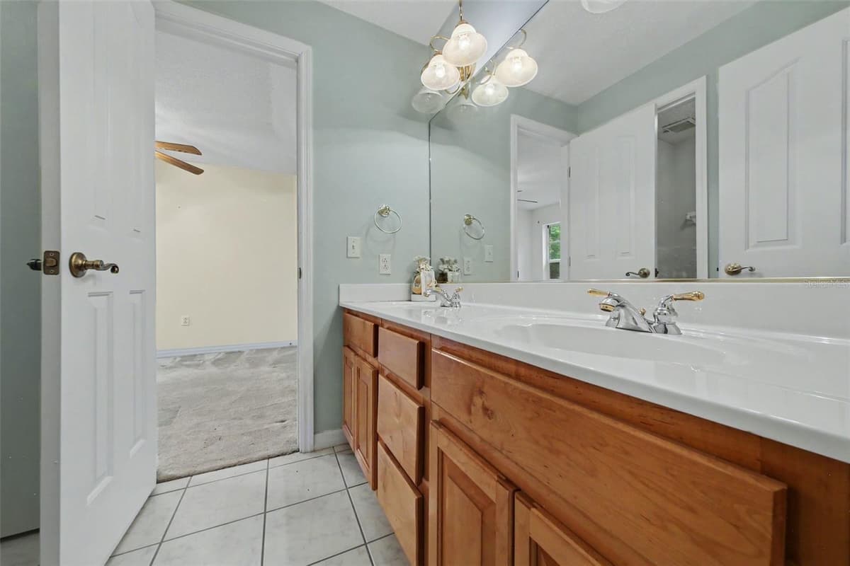 19112 ORTEGA STREET — photo 39 of 63