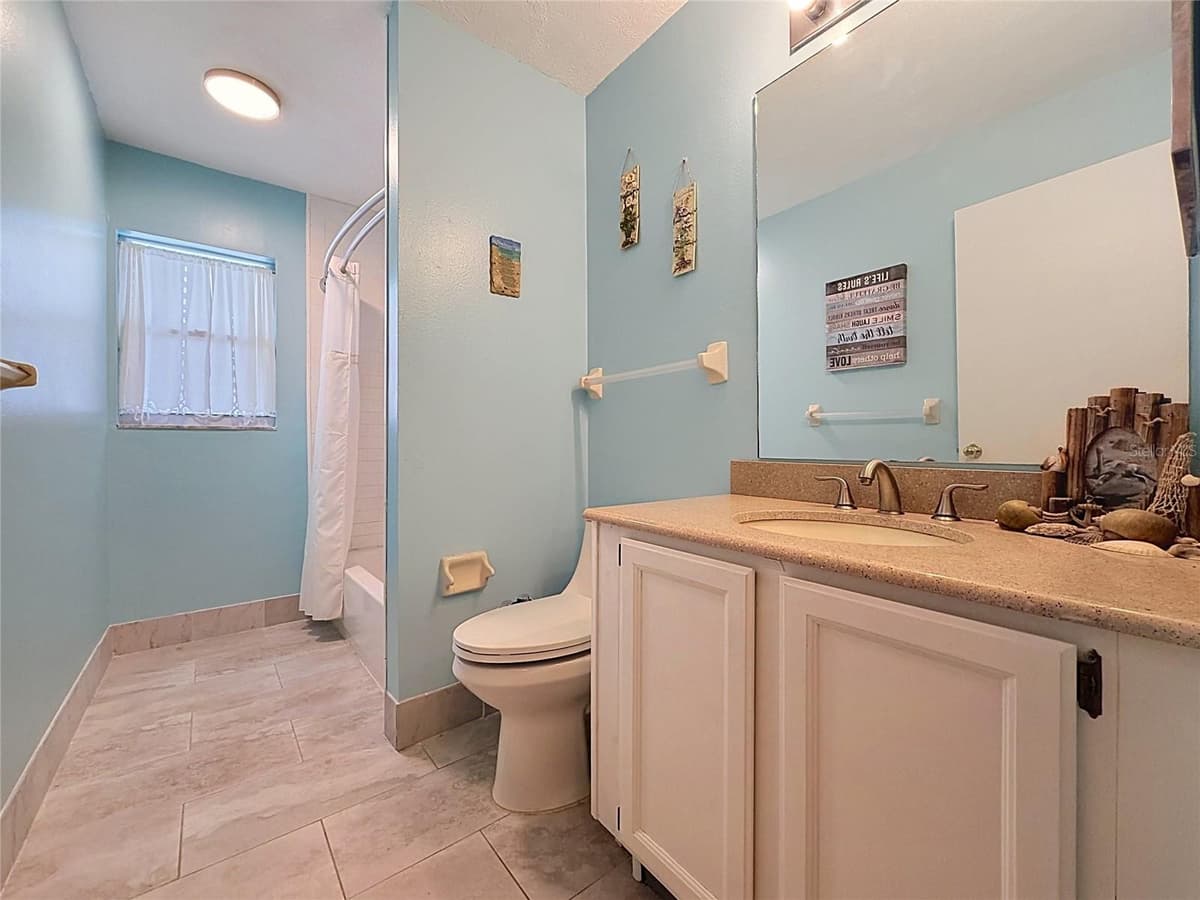 336 CALIFORNIA BOULEVARD — photo 15 of 23