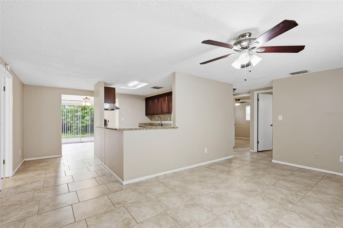 3453 WILSON DRIVE — photo 13 of 38