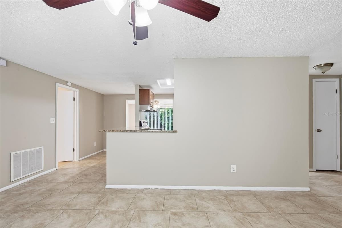 3453 WILSON DRIVE — photo 14 of 38