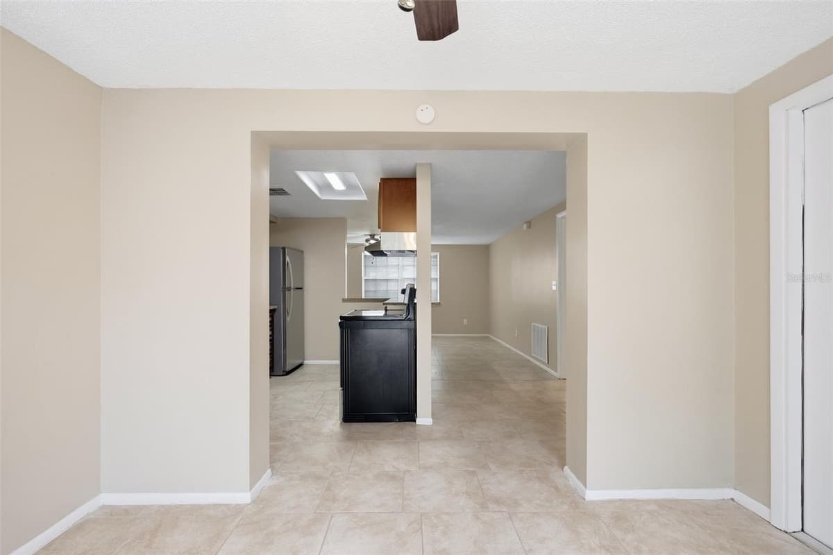 3453 WILSON DRIVE — photo 11 of 38