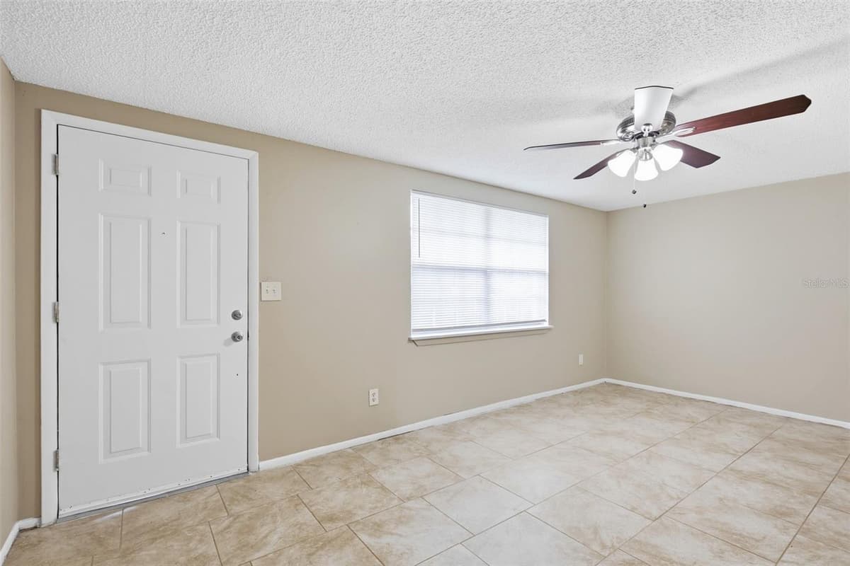3453 WILSON DRIVE — photo 8 of 38