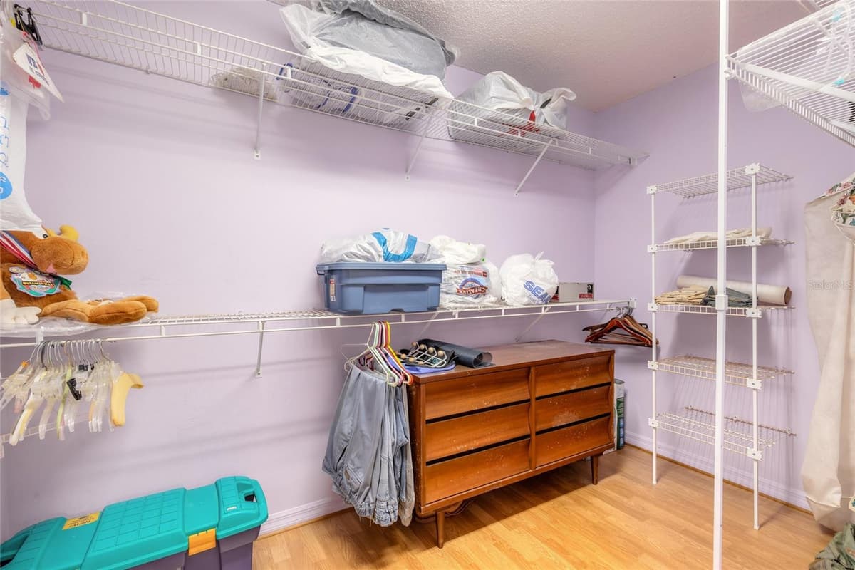 816 IRON HORSE ROAD — photo 11 of 37