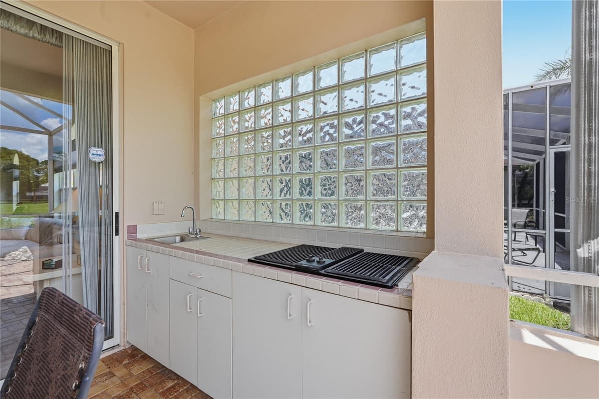 1063 DARTFORD DRIVE — photo 36 of 70
