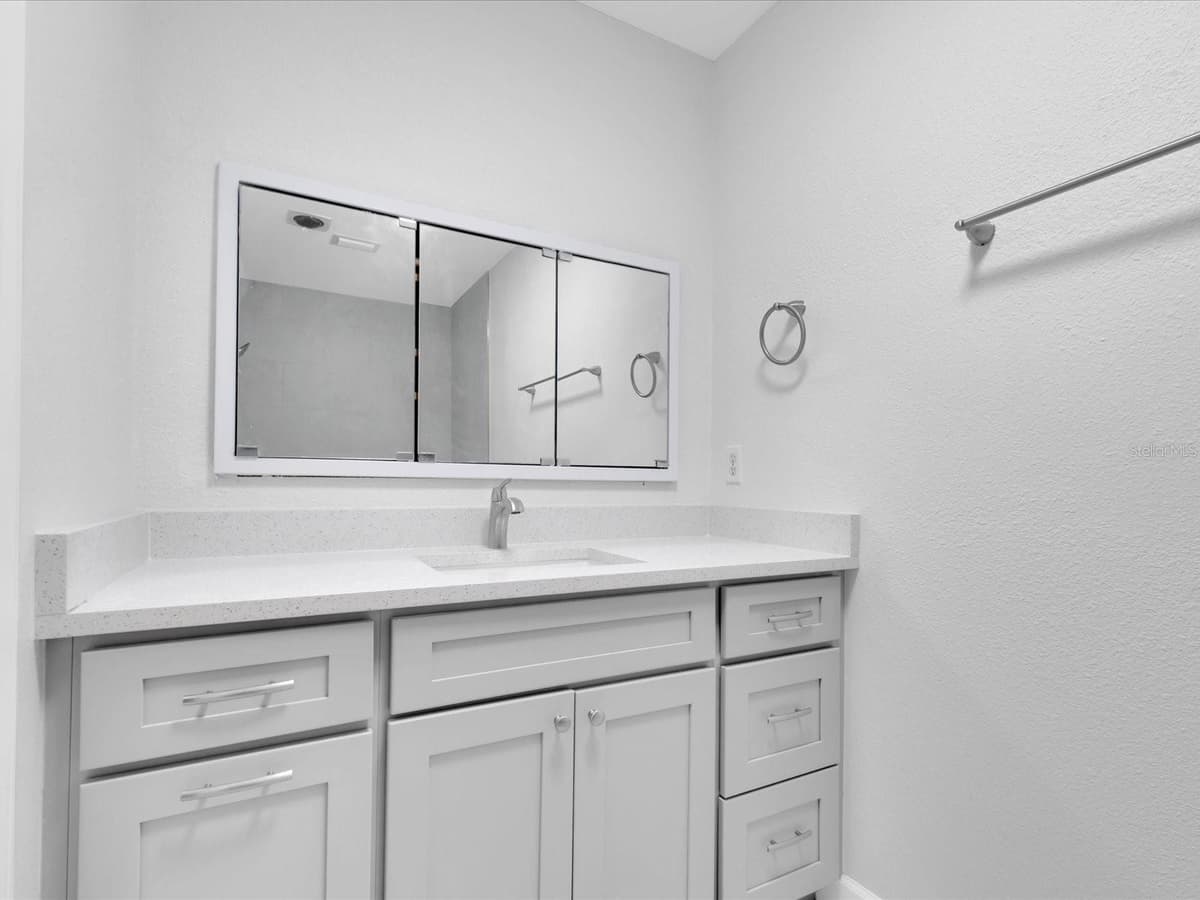 295 BOCA CIEGA POINT BOULEVARD — photo 15 of 54