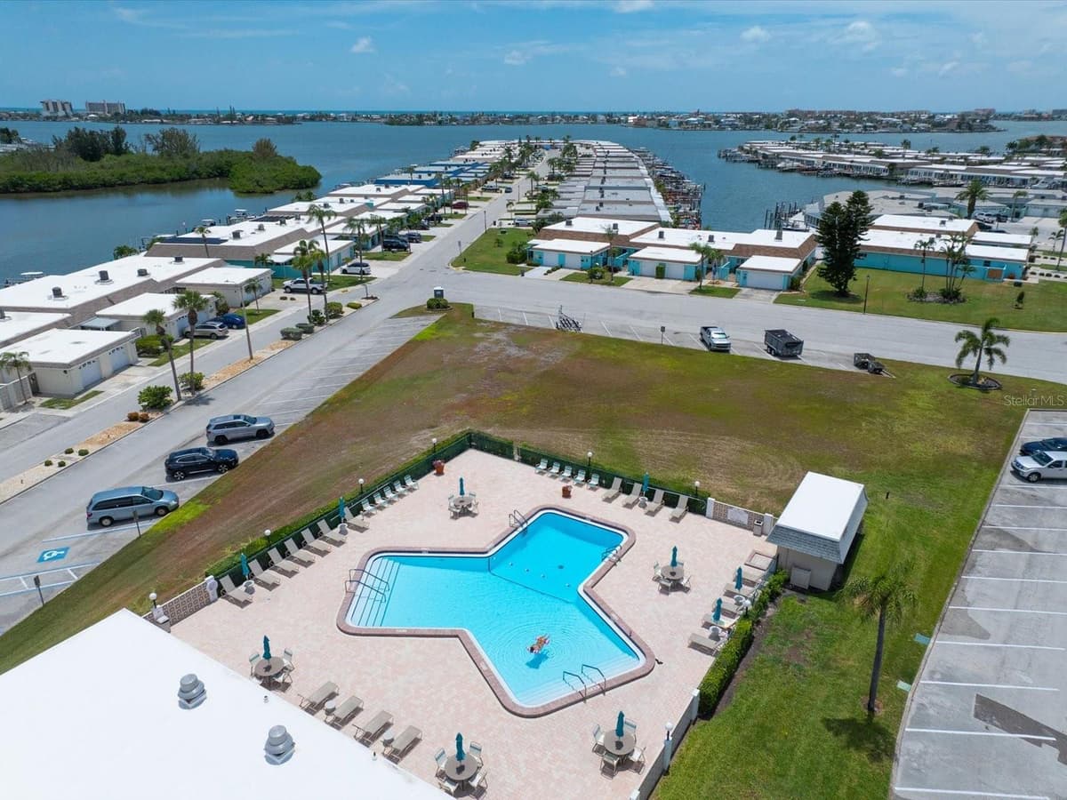 295 BOCA CIEGA POINT BOULEVARD — photo 23 of 54