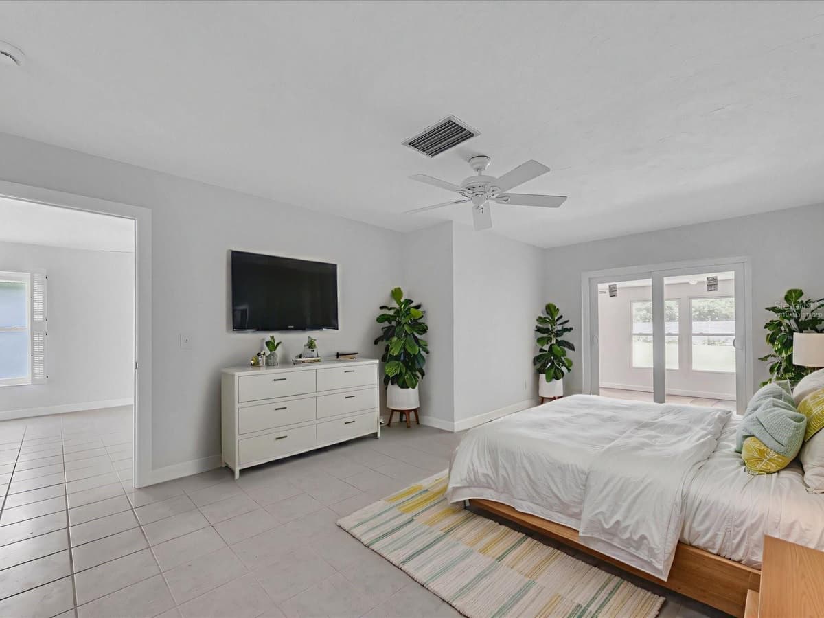 295 BOCA CIEGA POINT BOULEVARD — photo 4 of 54