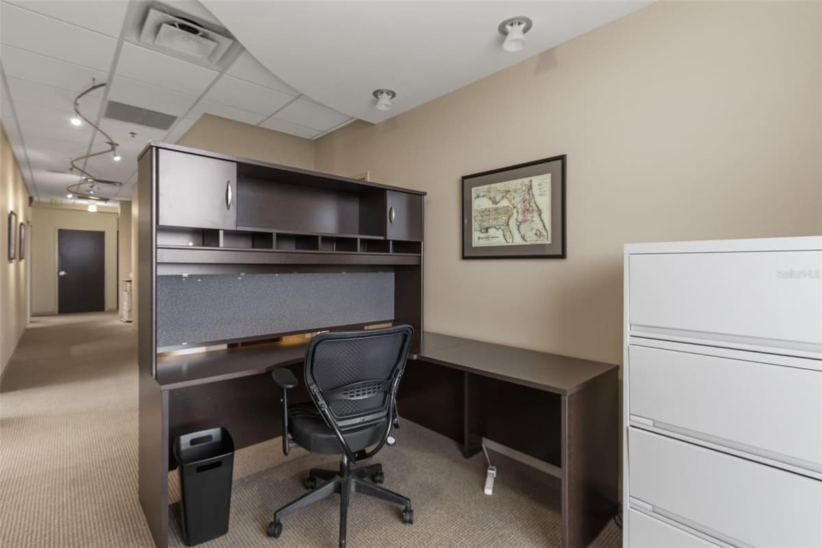 1525 INTERNATIONAL PARKWAY — photo 19 of 31