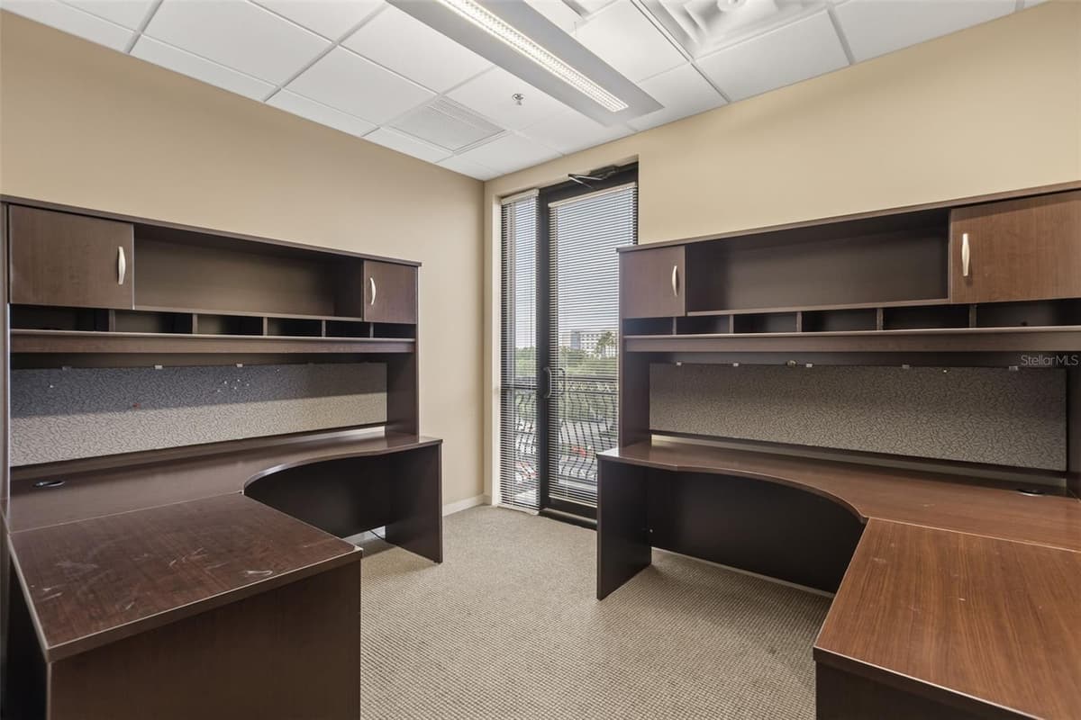 1525 INTERNATIONAL PARKWAY — photo 14 of 31