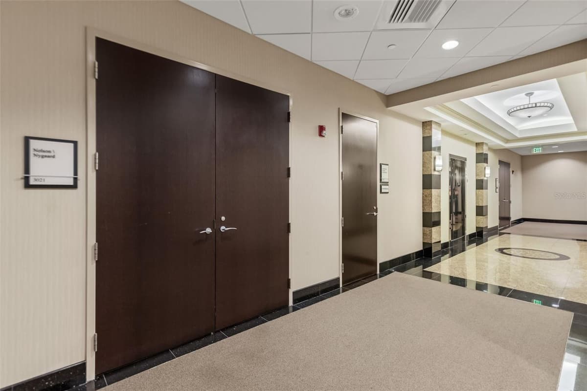 1525 INTERNATIONAL PARKWAY — photo 7 of 31