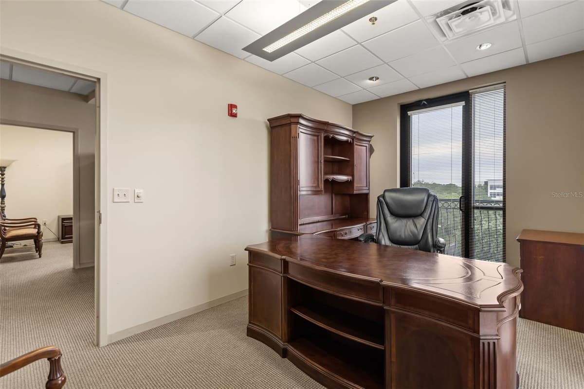 1525 INTERNATIONAL PARKWAY — photo 16 of 31