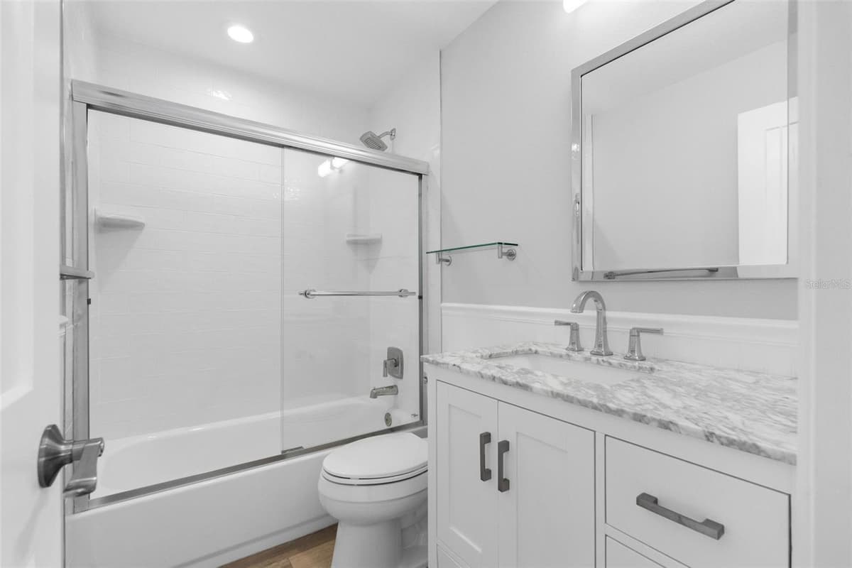 6075 SHORE BOULEVARD — photo 34 of 80