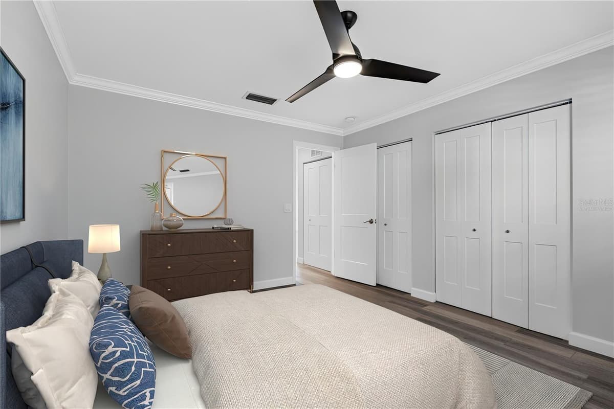 6075 SHORE BOULEVARD — photo 30 of 80