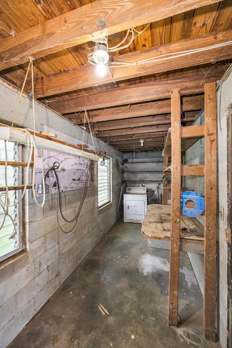 509 BROXBURN AVENUE — photo 28 of 35