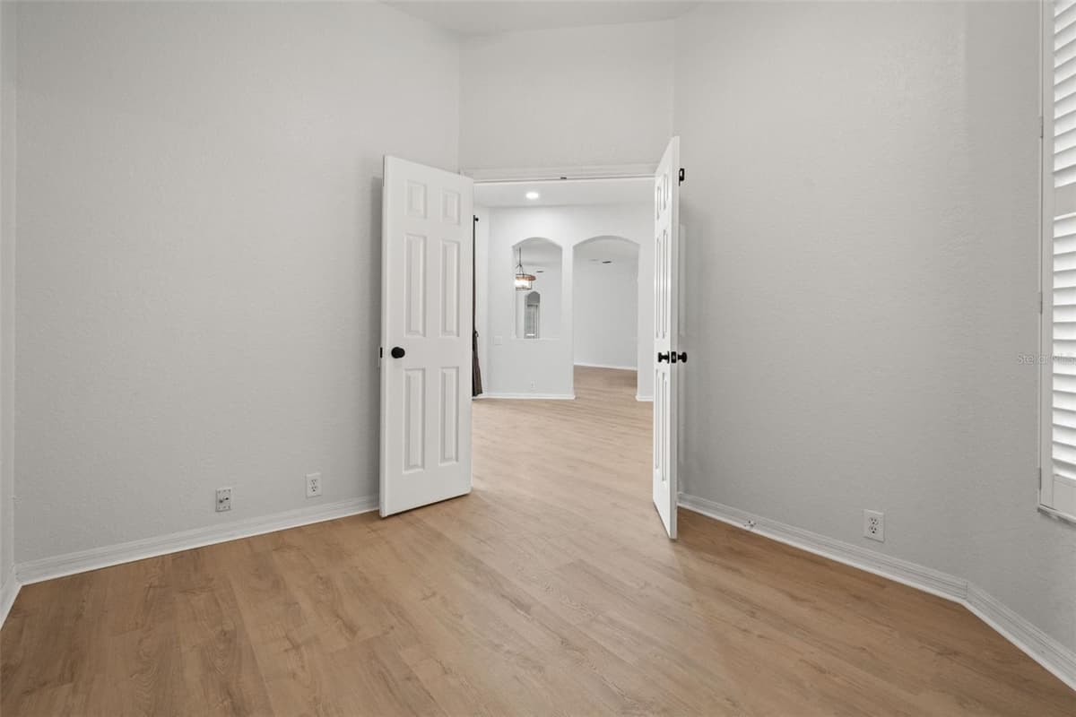 18115 REGENTS SQUARE DRIVE — photo 16 of 79