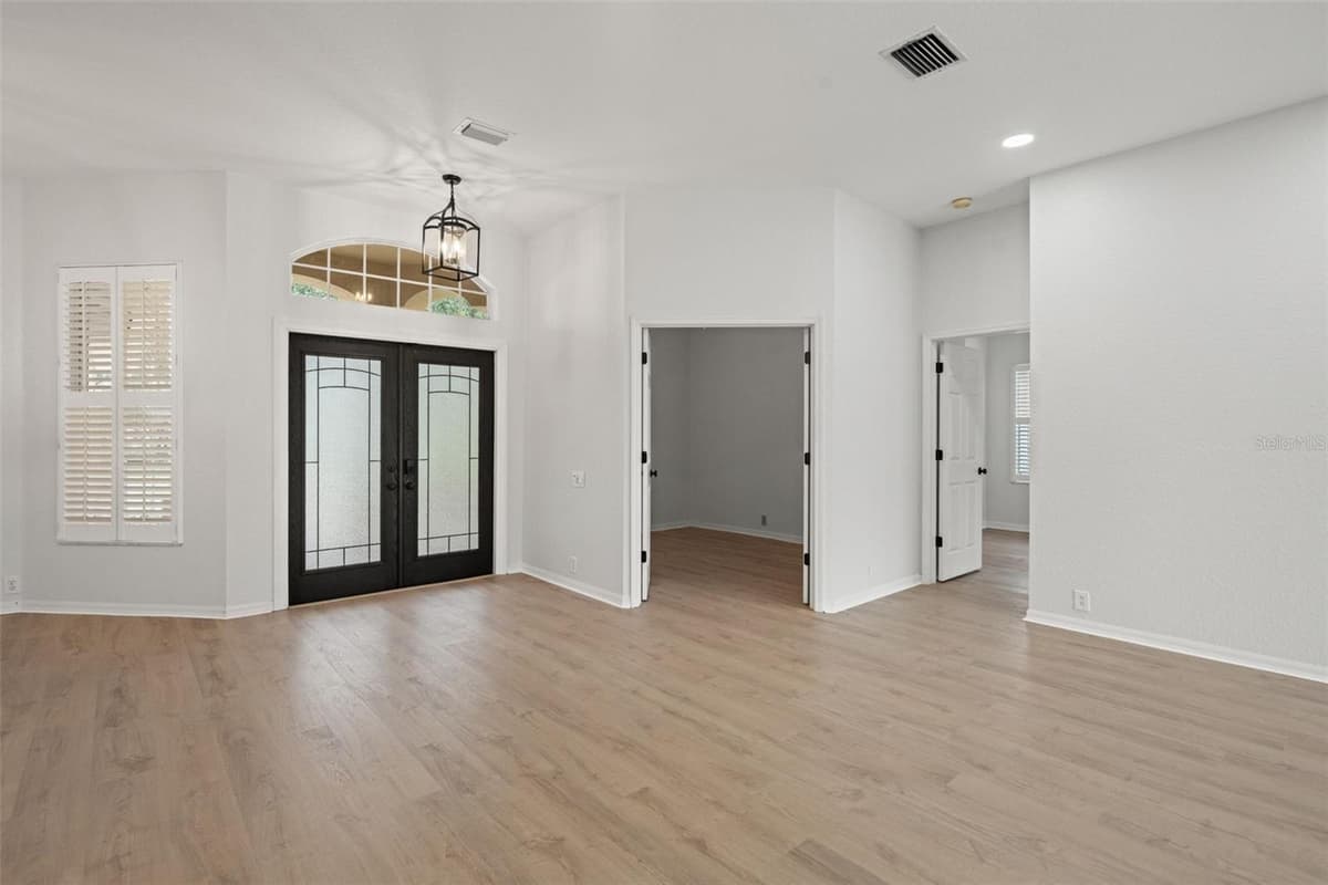 18115 REGENTS SQUARE DRIVE — photo 6 of 79