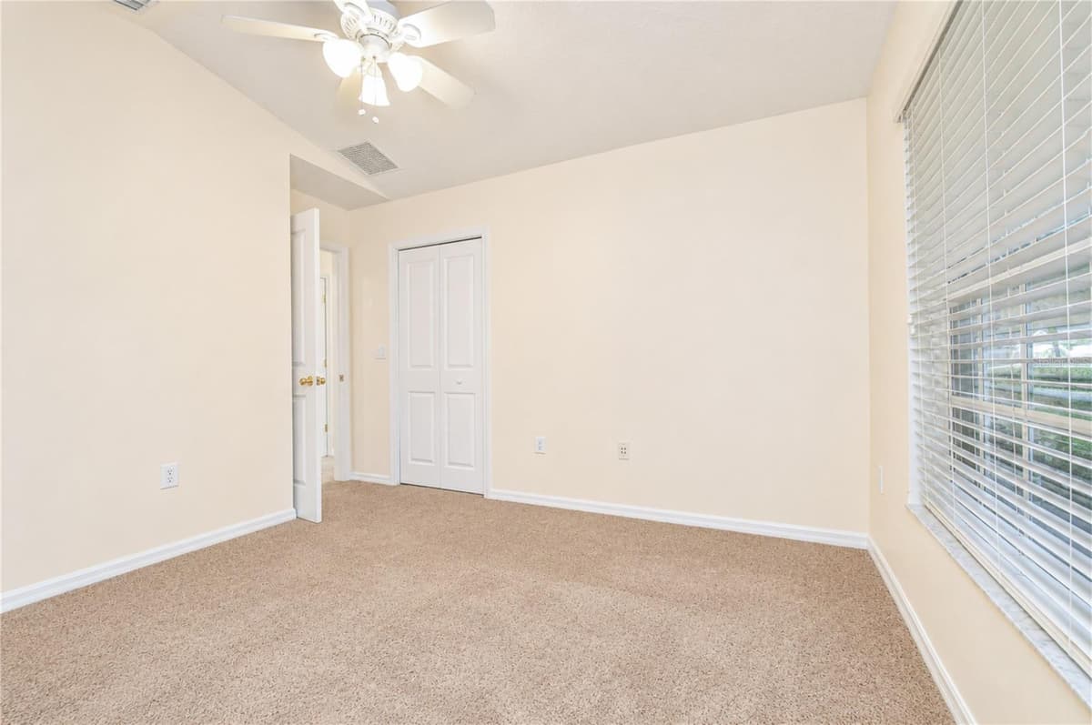 6209 GANNETDALE DRIVE — photo 18 of 38