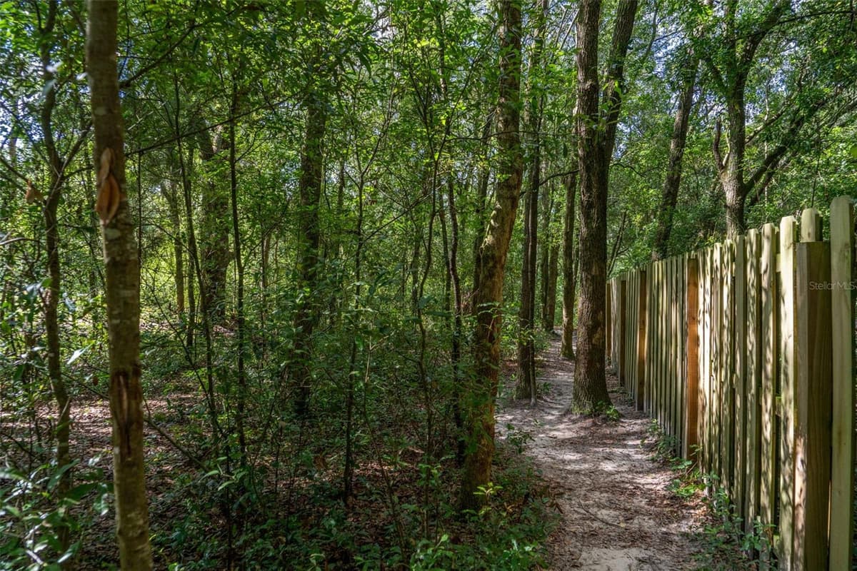 40 DEER TRAIL CIRCLE — photo 11 of 25