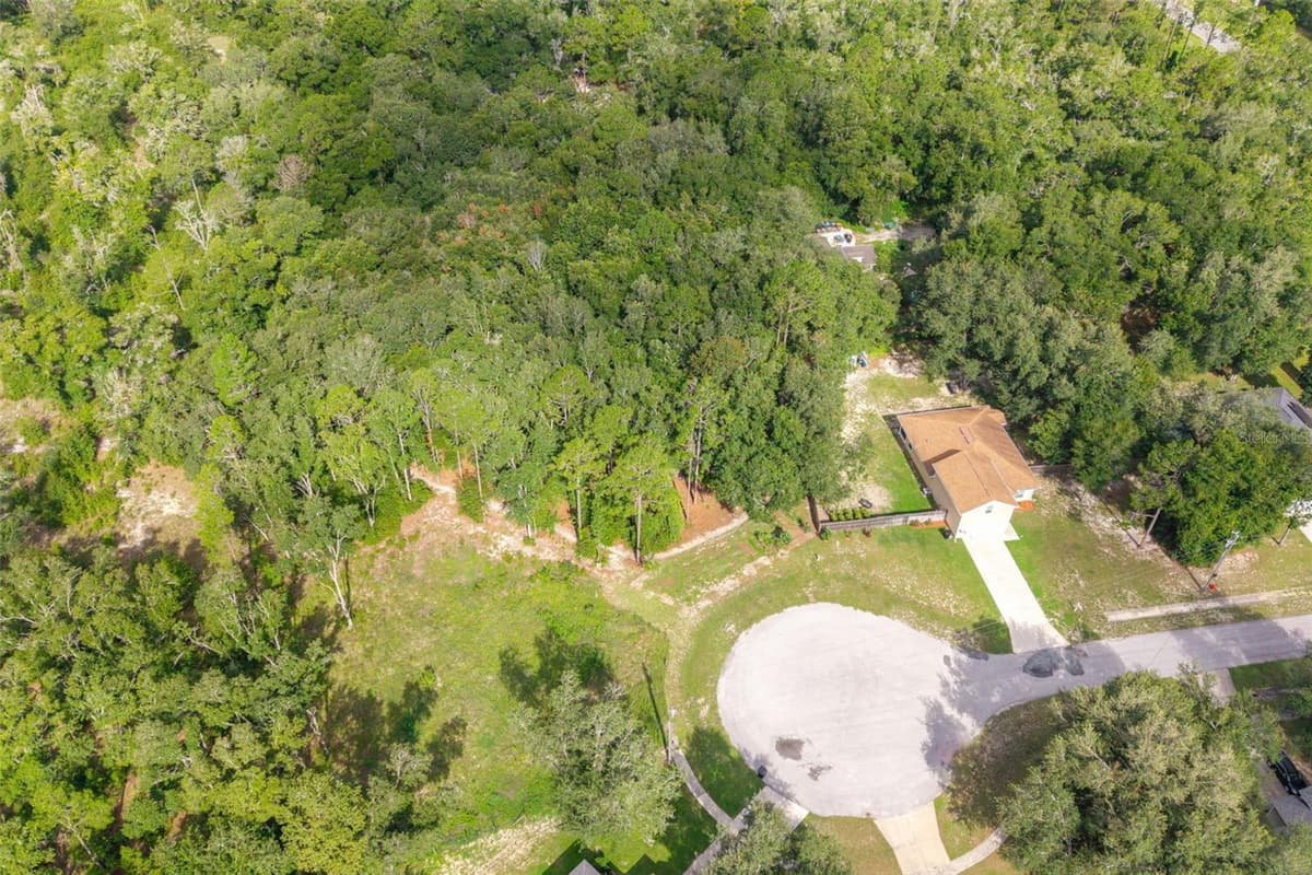 40 DEER TRAIL CIRCLE — photo 15 of 25