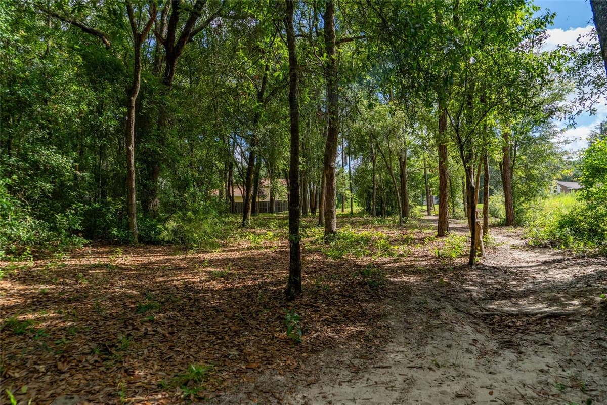 40 DEER TRAIL CIRCLE — photo 7 of 25