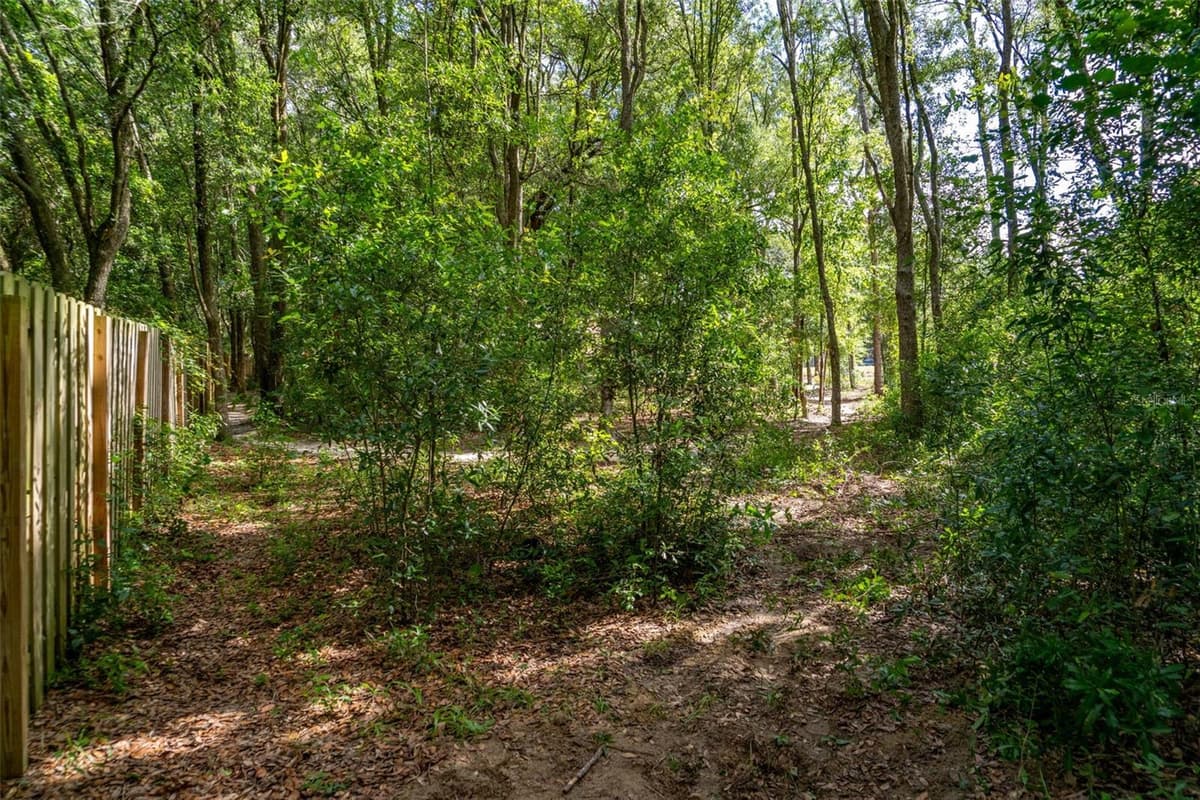 40 DEER TRAIL CIRCLE — photo 12 of 25