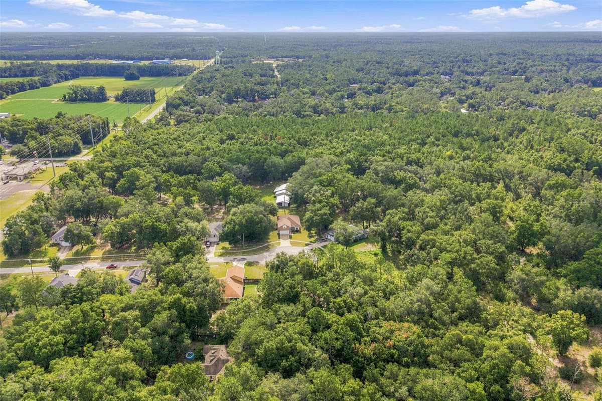 40 DEER TRAIL CIRCLE — photo 18 of 25