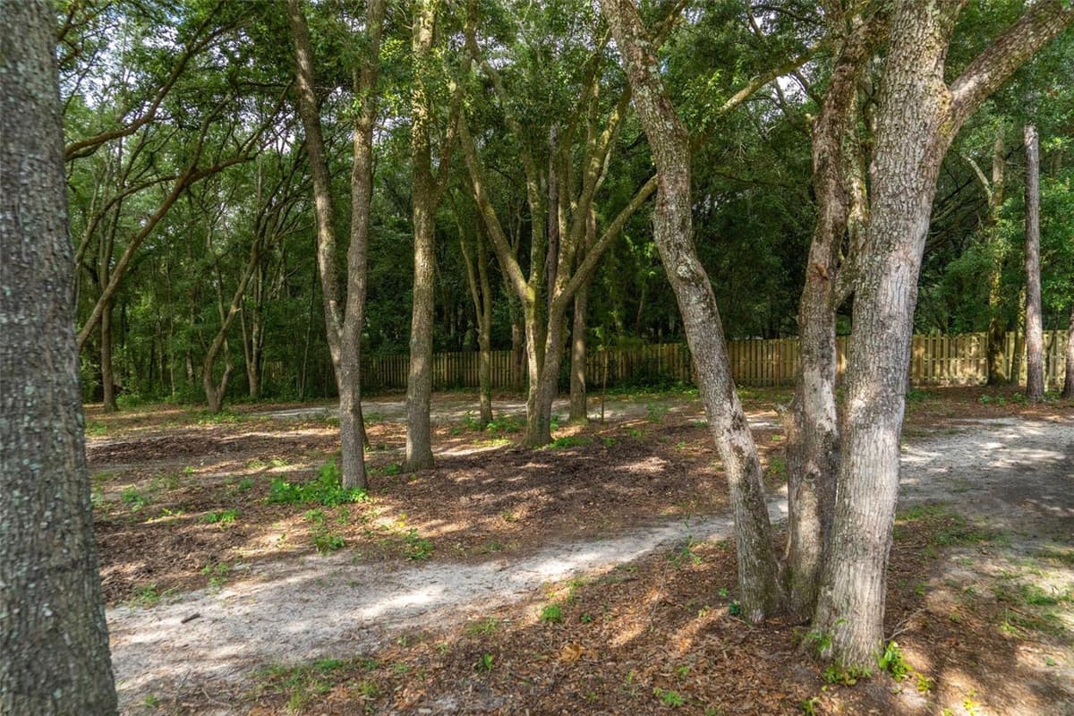 40 DEER TRAIL CIRCLE — photo 4 of 25