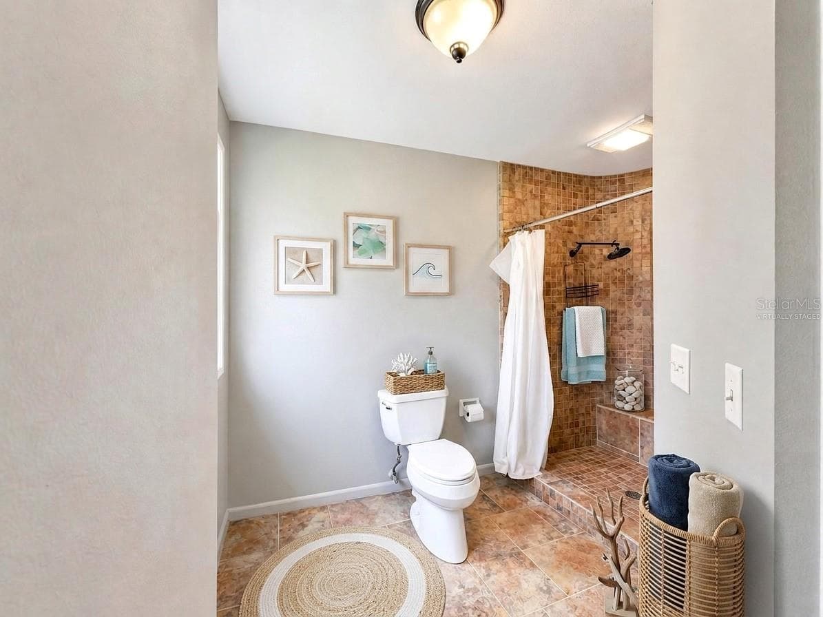 356 PEPPERTREE ROAD — photo 15 of 58