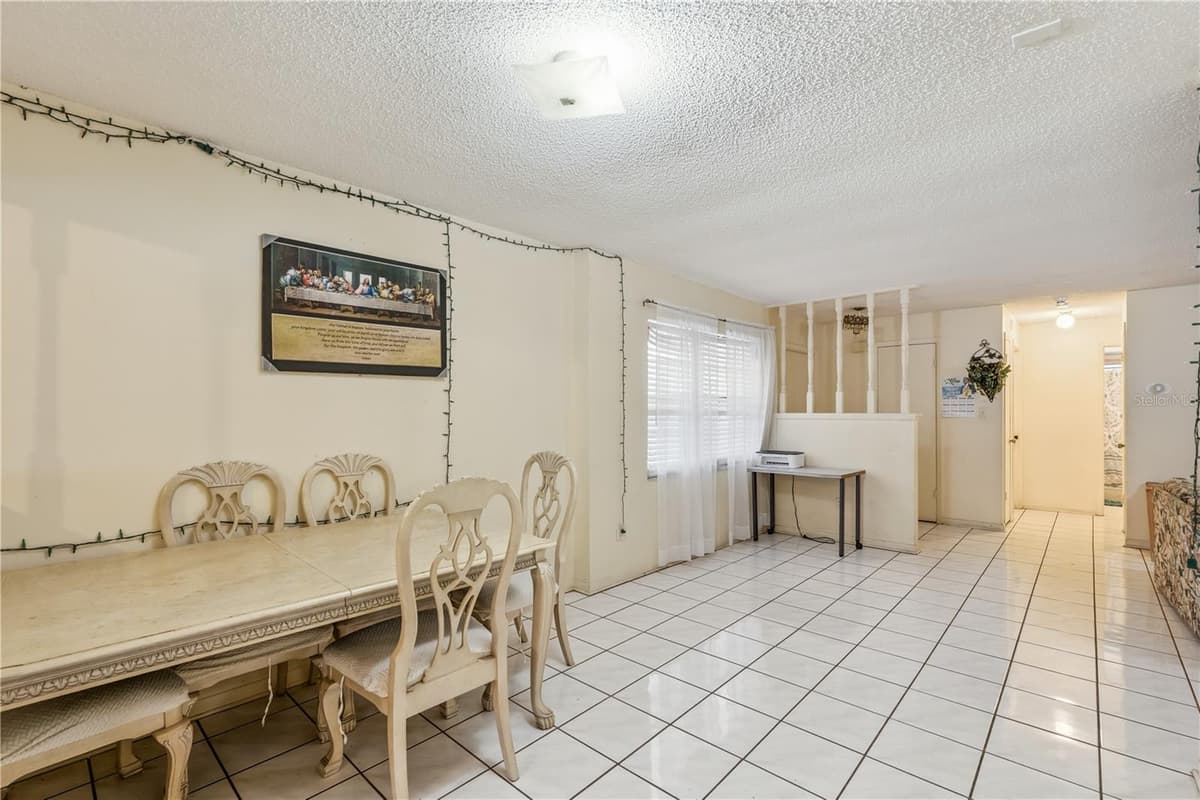 5421 NOKOMIS CIRCLE — photo 4 of 17