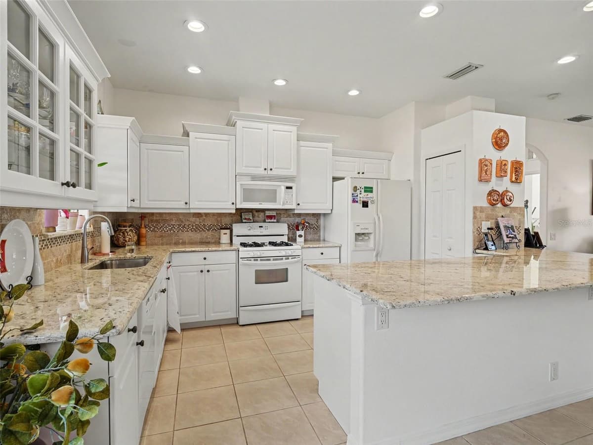 2885 ROYAL PALM DRIVE — photo 13 of 35